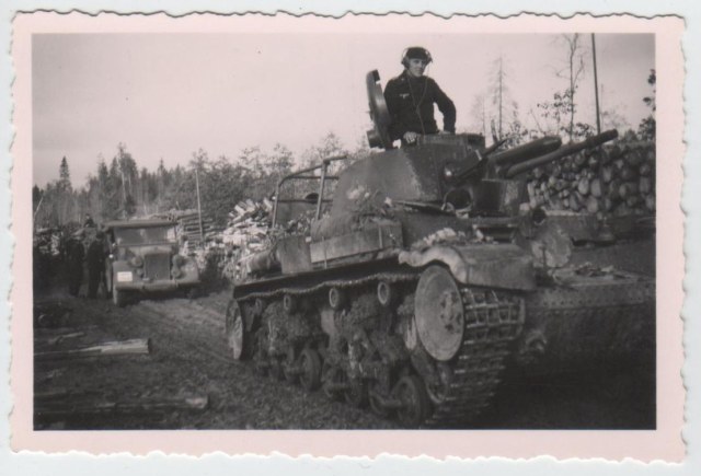 Panzerbefehlswagen 35utj_1.jpg